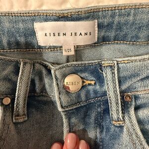 Women's Light Wash Cut Off Jeans